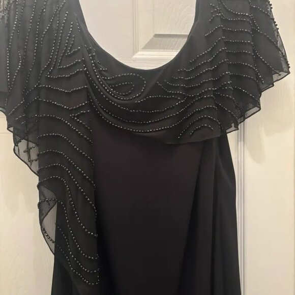 Black beaded evening gown - Picture 2 of 2